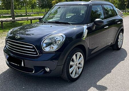 Mini One D Countryman TÜV neu Bmw Scheckheftgepflegt 8 Fach bereift.