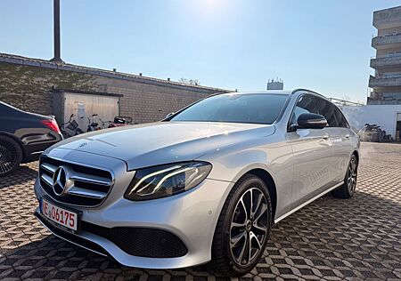 Mercedes-Benz E 200 E T-Modell S213