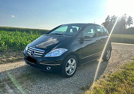 Mercedes-Benz A 180 BlueEFFICIENCY -
