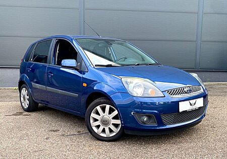 Ford Fiesta GHIA*TÜV NEU*SHZ*TEMPOMAT*8FACH*