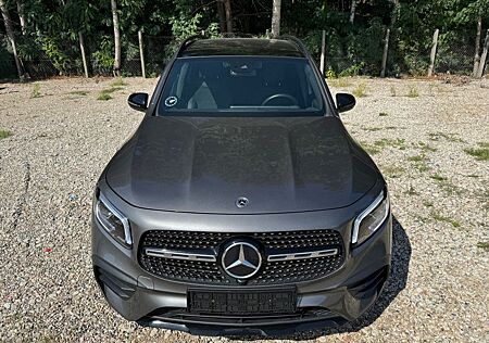 Mercedes-Benz GLB 250 DCT AMG Line 7 seat Memory Ambiente Pano