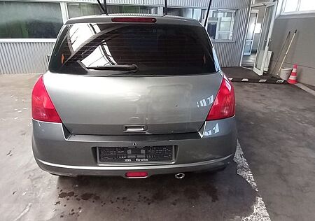 Suzuki Swift 1,3 Classic Classic
