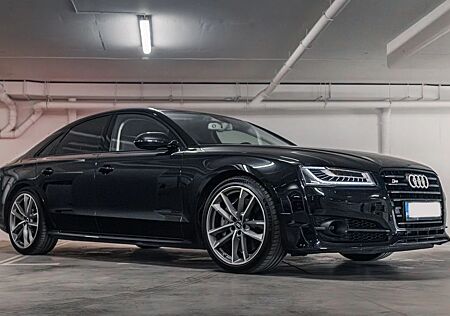Audi S8 4.0 TFSI plus tiptronic quattro -