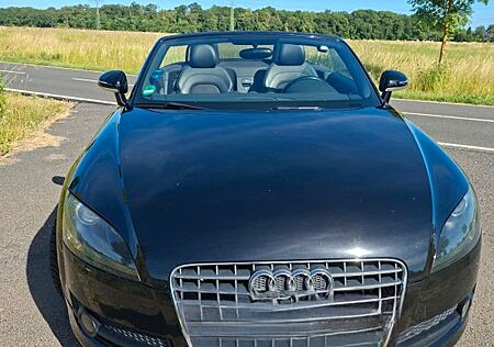 Audi TT Roadster 2.0 TFSI -