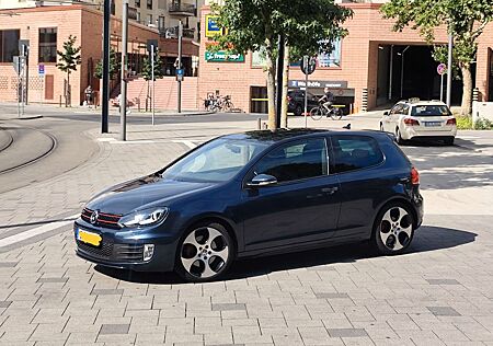VW Golf Volkswagen 2.0 TSI DSG GTI Im Original zustand