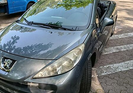 Peugeot 207 CC Sport 120 Sport - sehr gepflegt -