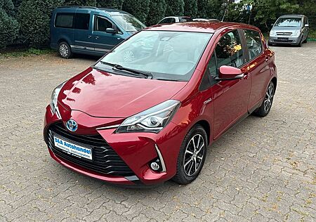 Toyota Yaris 1.5 Hybrid Team Deutschland Automatik