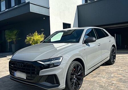 Audi Q8 TDI 210 kW quattro tiptronic -