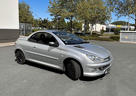 Peugeot 206 CC Silber Cabrio 109 PS mit TÜV
