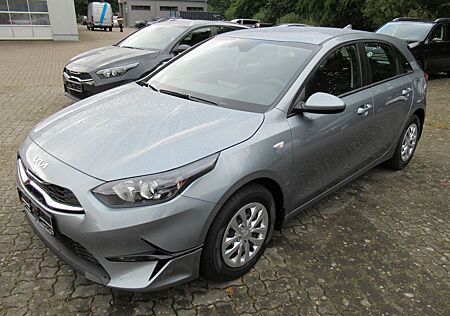 Kia Cee'd Ceed Vision 1.5 T-GDI Automatik Navi
