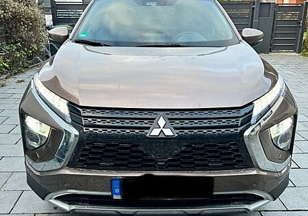 Mitsubishi Eclipse Cross 2.4 PLUG-IN HYBRID 4WD Plus Plus