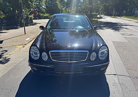 Mercedes-Benz E 350 AVANTGARDE TÜV Neu