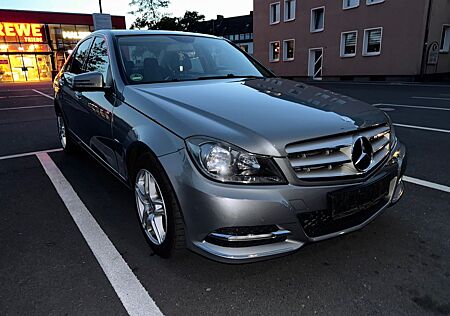 Mercedes-Benz C 200 BlueEFFICIENCY AVANTGARDE AVANTGARDE