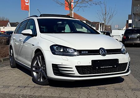 VW Golf Volkswagen VII Variant GTD DSG*Dynaudio*Panorama*Xenon