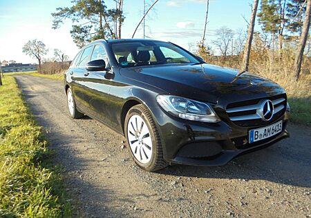 Mercedes-Benz C 220 d T -