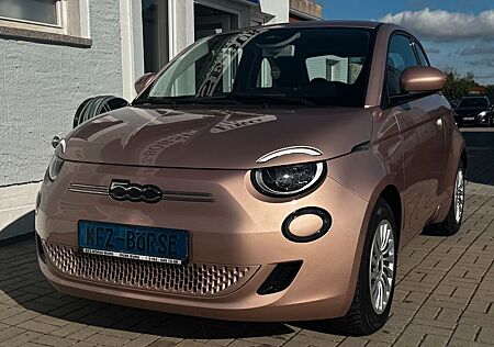 Fiat 500E gebraucht kaufen Fiat 500E *Große Batterie*Carplay*Schnellladefunktion