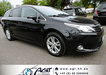 Toyota Avensis 2.0 D-4D Combi Life Navi Kamera PDC AHK