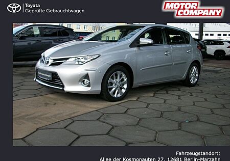 Toyota Auris Executive