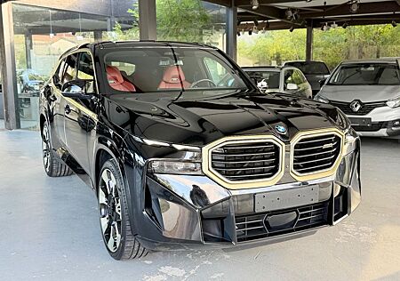 BMW XM 4.4M/360°/Massage/23inch/Drive Pro/AHK/