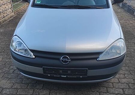 Opel Corsa 1.2 -