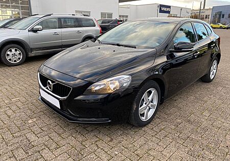 Volvo V40 T2 FWD Kinetic 2xPDC FHZ KLIMAAUT LED NAV