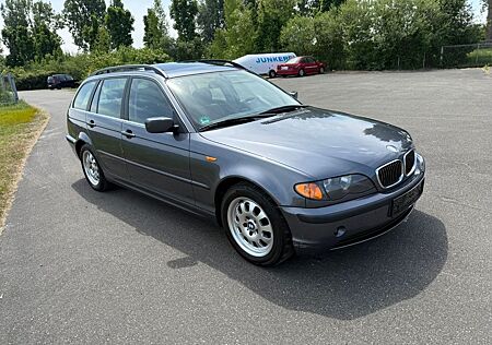 BMW 320i touring -