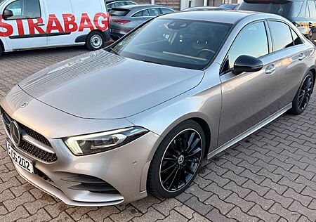 Mercedes-Benz A 220 d AMG Line | Night | Limousine | Burmester