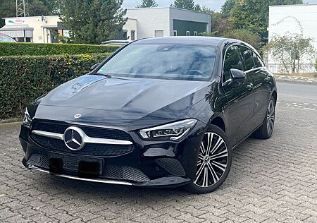 Mercedes-Benz CLA 250 Shooting Brake CLA 250e Shooting Brake Progessive LED AHK