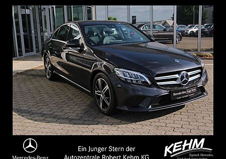 Mercedes-Benz C 300 +AVANTGARDE+AHK+KAMERA+KEYLESS-GO+SPIEGEL-P
