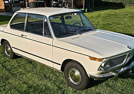 BMW 2002 1602 aus erster Hand und mit H-Zulassung TÜV neu