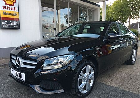 Mercedes-Benz C 180 CGI Autom.+Navi+Tempo.+Akt.Park-Assist+PTS