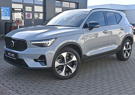 Volvo XC 40 XC40 B3 DKG Plus Dark*H&K*FSHZG*360°*ACC