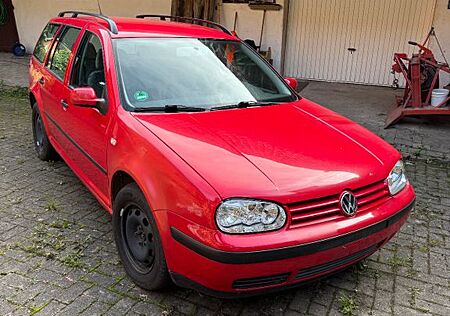 VW Golf Volkswagen 1.9TDI 74 kW Trendline Variant Trendline