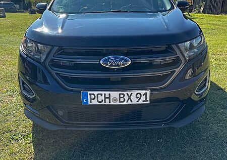 Ford Edge 2.,7L V6 Bi-Turbo BENZIN 320PS !!! Tüv