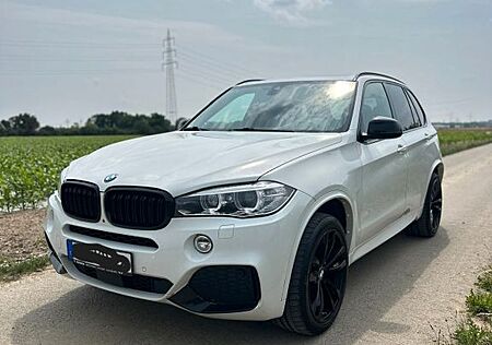 BMW X5 xDrive30d - Panorama Dach
