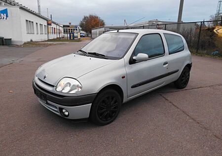 Renault Clio RXE 1.4 16V,2,Hand,sehr gepflgt,Klima,Tüv N