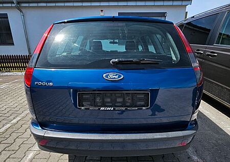 Ford Focus 1,6 Ti-VCT Style Style