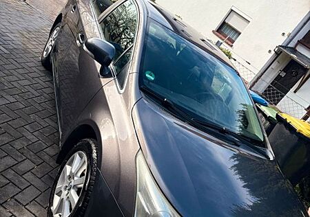 Toyota Avensis 1.8 Valvematic