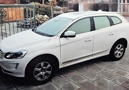Volvo XC 60 XC60 D5 AWD Summum Geartronic PoleStar