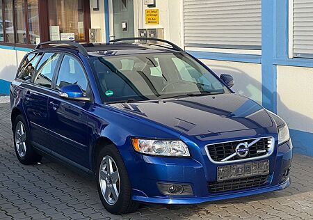 Volvo V50 Kombi 2.0 D Automatik R Design