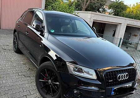 Audi Q5 3.0 TDI quattro**S-line*Black-Edition*