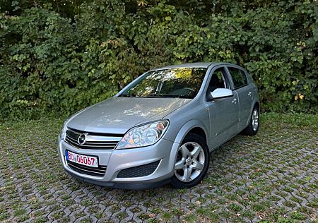 Opel Astra H Lim. Edition Automatik 1.6