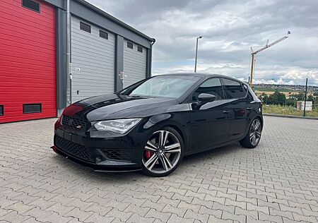 Seat Leon Cupra Insp.+Reifen+Bremsen NEU