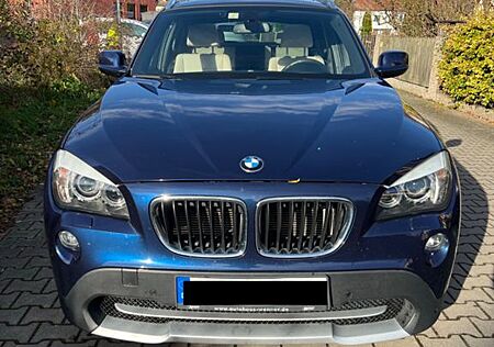 BMW X1 sDrive20d-PANO-HIFI-8fach-Navi-Leder-gepflegt