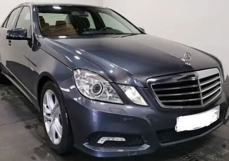 Mercedes-Benz E 200 CDI Blue AVANTGARDE NAV/TEMP/PDC/Ambi/