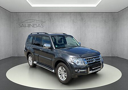 Mitsubishi Pajero 3.2 DI-D Top Navi/Leder/Xenon/Schiebedach