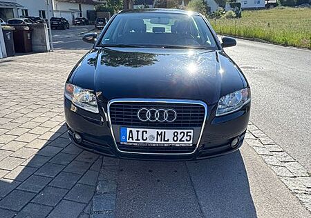Audi A4 1.6 -