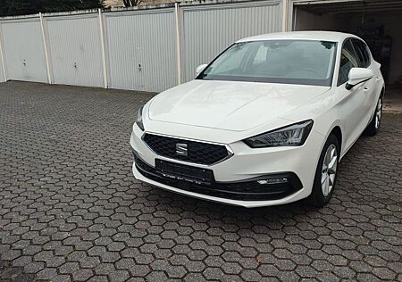 Seat Leon Kl. Style/eTSI, DSG, SHZ