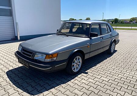 Saab 900 900i 16V
