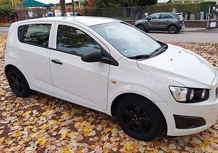 Chevrolet Aveo 1.2 gepflegt, nur 64.500 km, 2. Hand